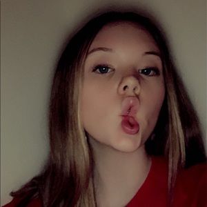 Meet your Posher, Savannah